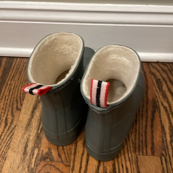 HUNTER NWT Hunter Play Short Sherpa Insulated Boots Offers Textile Lining - Picture 4 of 5